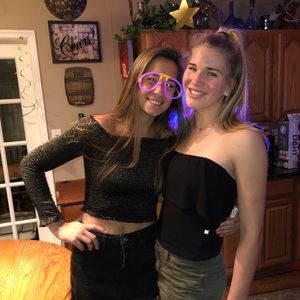 Meet your Posher, Lizzie